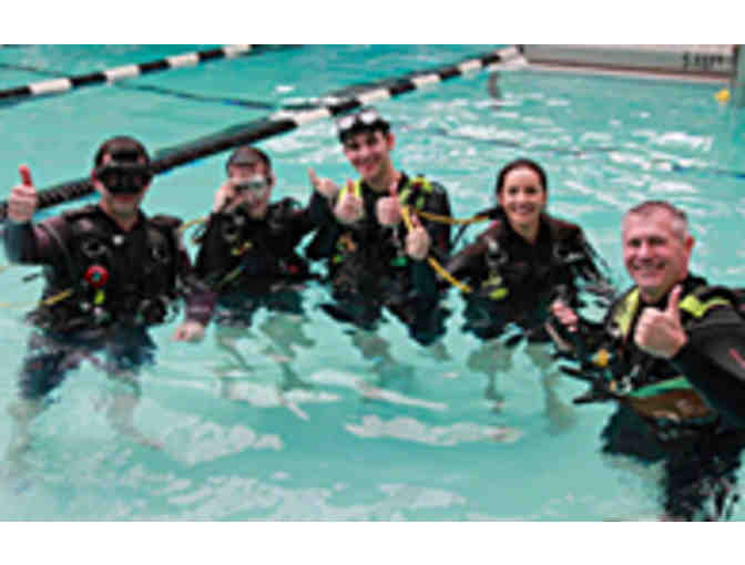 Pan Aqua Diving - 'Discover Scuba' Class for 2