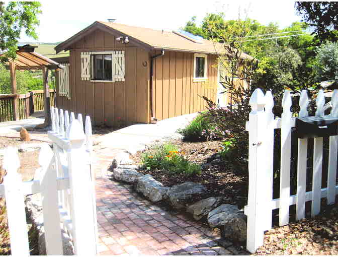 Airbnb Property: Corral Country Cottage in Monterey, California