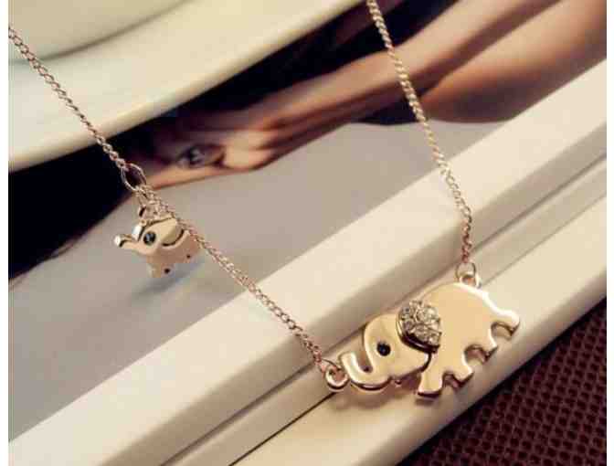 Elephant mother and baby fashion necklace