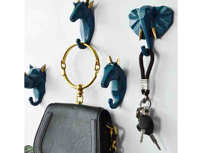 2 Artisan Glass Hippos and 2 Decorative Resin Elephant Hooks - Photo 3