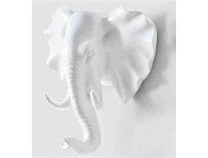 5 White Decorative Resin Elephant Hooks
