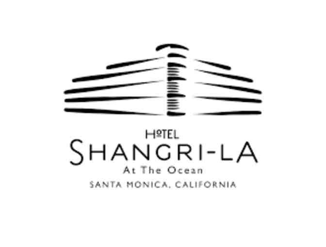 Hotel Shangri-LA -One Night Stay in a Shangri-LA Room