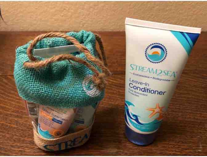 One-hour Facial at the Powder Room and Reef-Safe Sunscreen Products