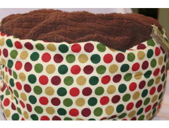 Handmade Christmas Colors Polka Dot Cloud Pet Dog Bed - Pure Luxury!