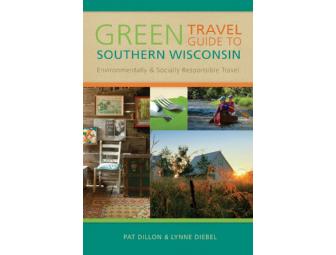Set of Green Travel Guides to Wisconsin