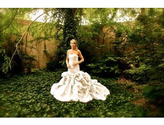 Dallas / Wedding Gown by Binzario