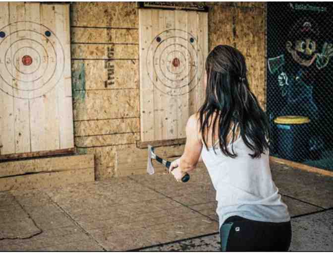 Axe Throwing with Professors! - Photo 2