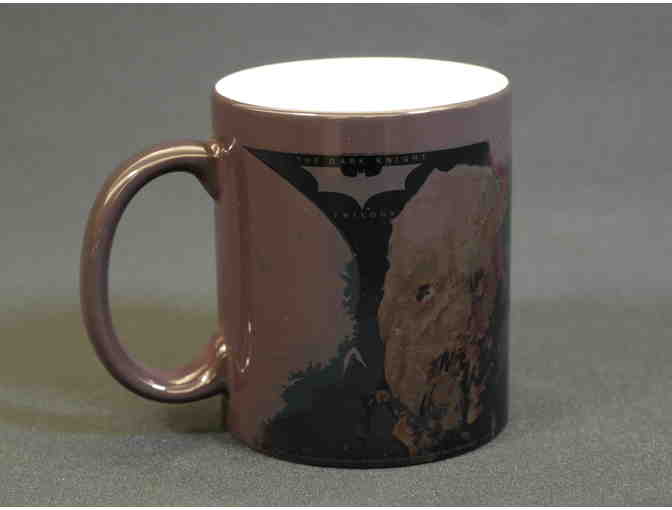 GO WITH A SMILE: DC COMICS JOKER COLLECTION