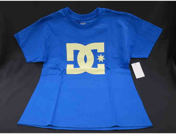 BOYS DC SHOES BRANDED T-SHIRT COLLECTION: SIZE 10/S