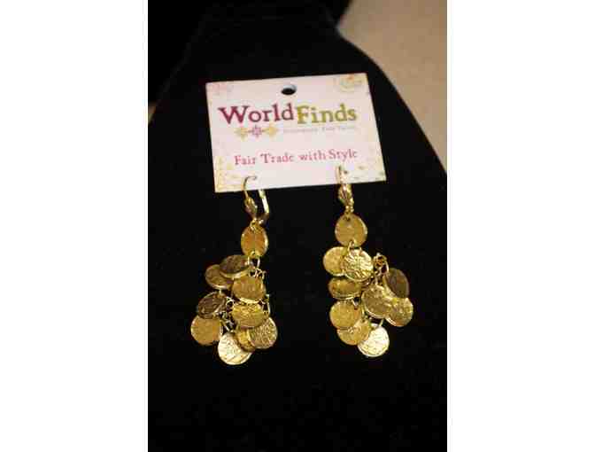 WorldFinds Jewelry Set: Necklace, Bracelet and Earrings