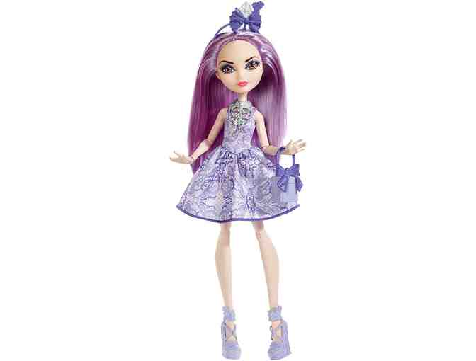 Ever After High Birthday Ball Duchess Swan Doll