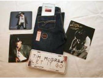 Ladie's Aura Jeans Sz 6 & Tim McGraw Fan Club Package