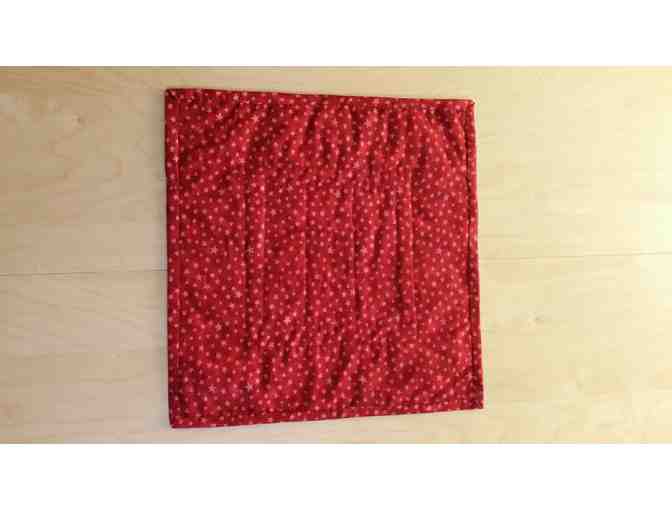 WSP 8th Grade: 'Patriotic FireWorks' 1 square quilted cotton table runner 16x16