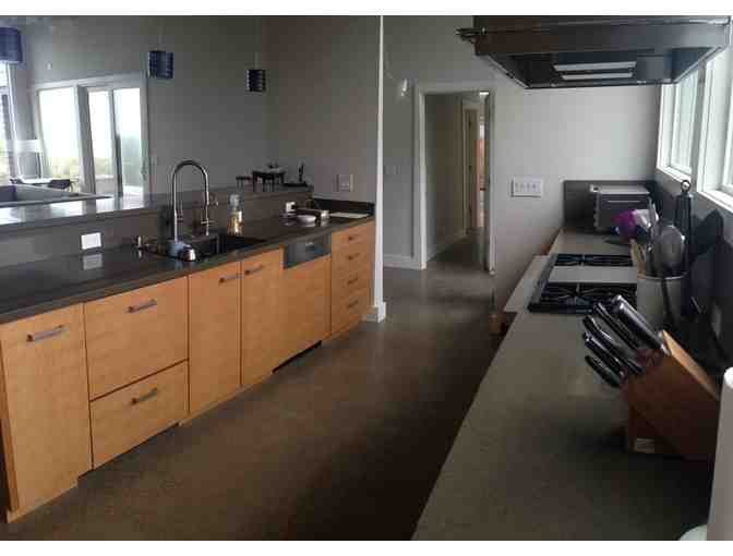 DREAM 2 NIGHT GETAWAY AT A PRIVATE OCEANFRONT STINSON BEACH HOME