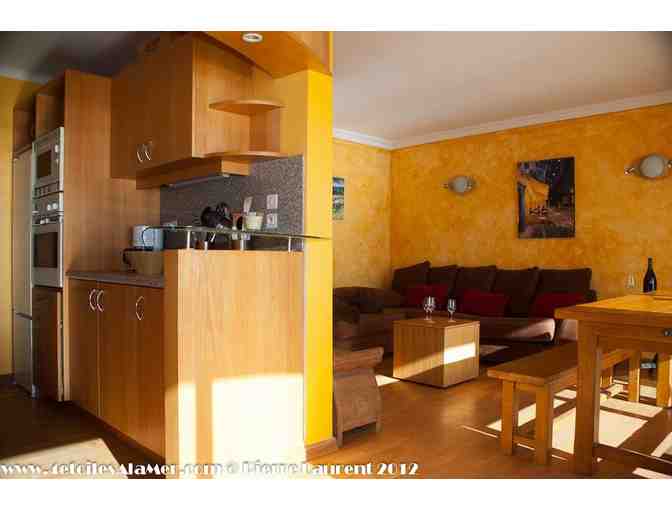 7 night stay at French Beach House