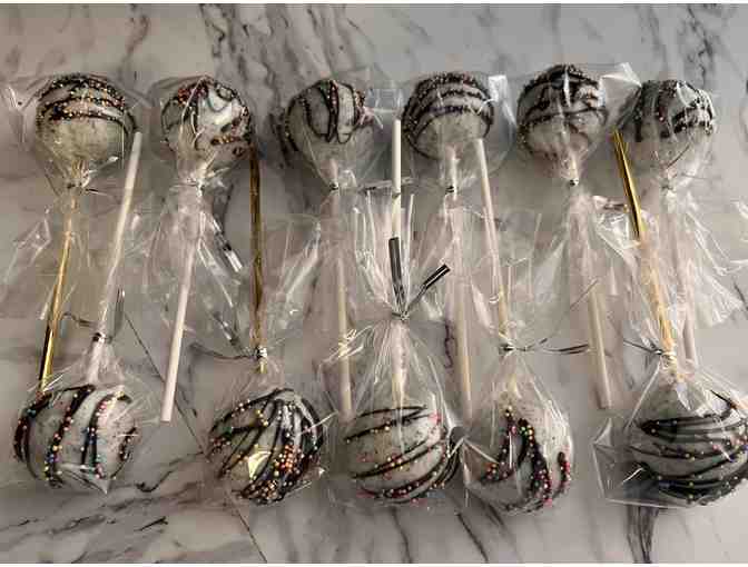 Cookies & Cream Cake Pops