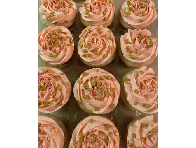 Pink & Gold Vanilla Bean Cupcakes