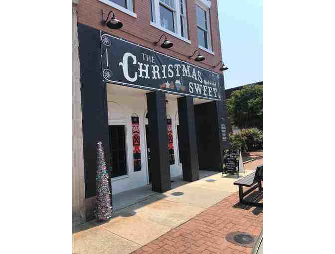 The Christmas Sweet Shop's Carmel Pecan Sticky Buns