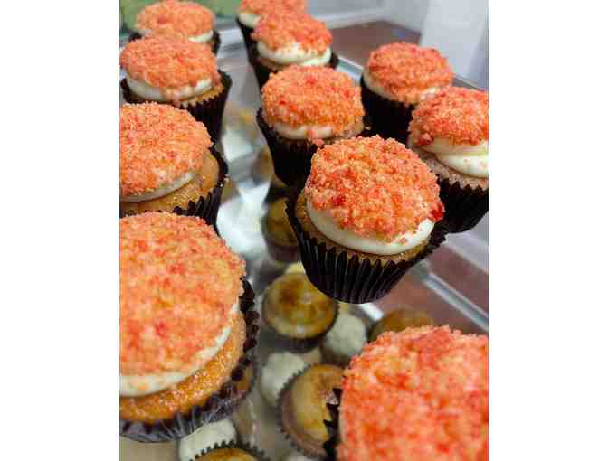 Sugar Rush By Theresa 1 Dozen Cupcakes (Strawberry Crunch & Vanilla Bean)