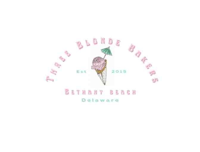 Three Blonde Bakers 2lb Strawberry Pretzel Salad Fudge