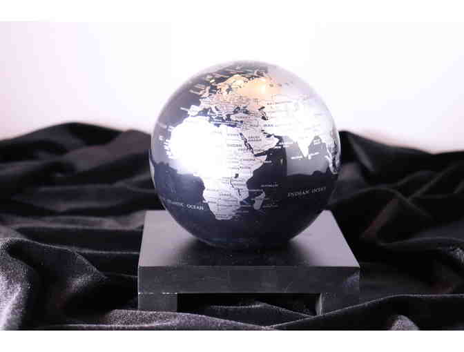 MOVA Globe - Black and Gray