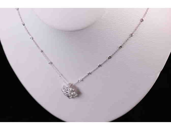 Round Diamond snowflake design necklace with diamond chain