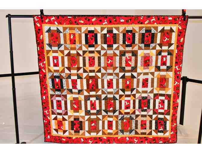 Dog Lovers Quilt - Photo 1