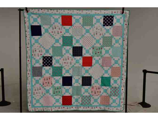 Bed Quilt - Photo 1