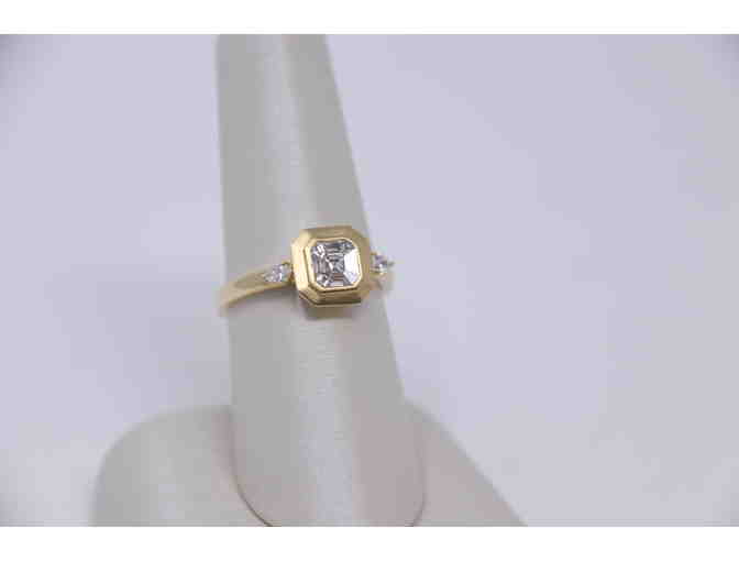 DECO YG & Diamond ring