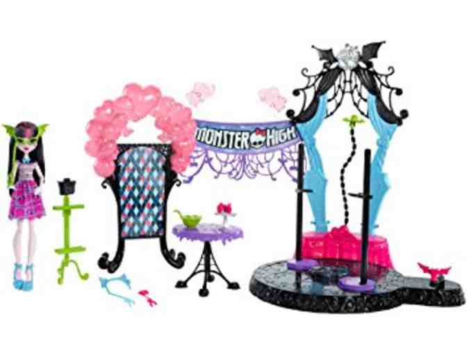 Monster High Play Set - Welcome to Monster High - Dance the Fright Away