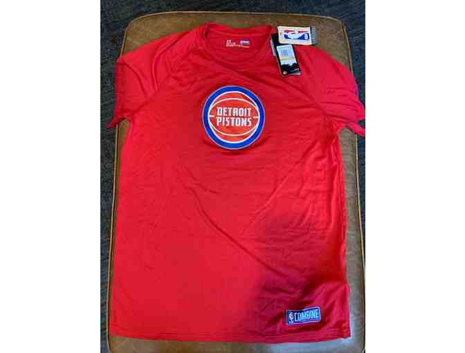 4 Lower Bowl Tickets to Detroit Pistons vs LA Lakers in Michigan