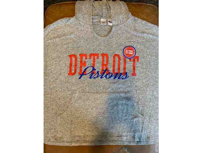 4 Lower Bowl Tickets to Detroit Pistons vs LA Lakers in Michigan