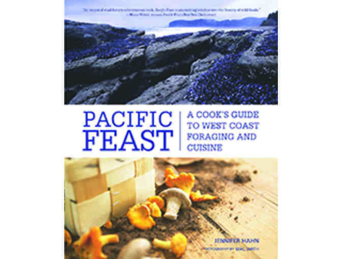 Mountaineers Books 'Backyard' Bundle