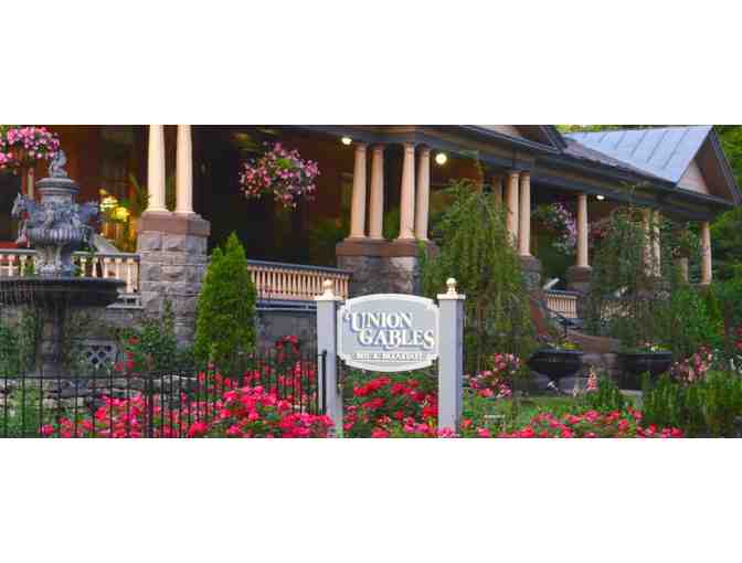 2015 WXXI AUCTION TOWN TRAVEL PACKAGE: SARATOGA SPRINGS