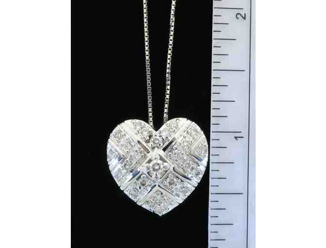 14k White Gold .80twc Diamond Heart Pendant and White Gold Chain