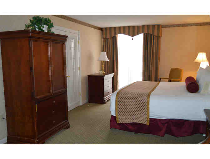 Genetti's Best Western Overnight Celebrity Suite for Two
