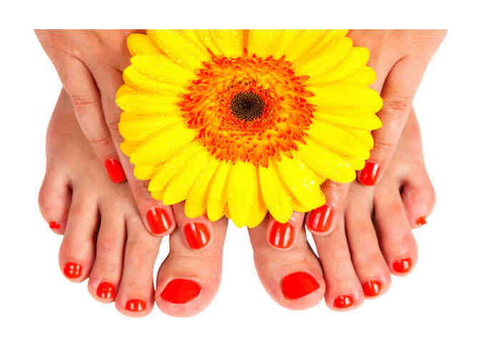 Blu Water Pedicure and Nails, $25 Gift Card
