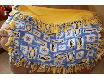 Tie Fleece Blanket - Blue/Yellow with Penguin design