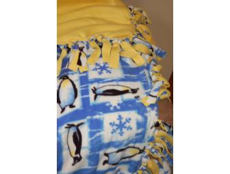 Tie Fleece Blanket - Blue/Yellow with Penguin design