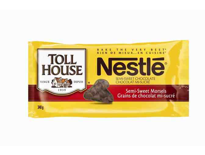 Nestle's Homemade Chocolate Chip Cookies - One Dozen