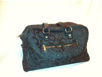 Thirty-One City Weekender Tote Black Quilted Poppy and Acorn Hang Tag