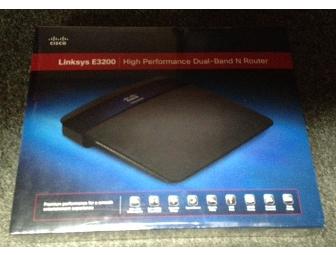 Linksys E3200 High Porformance Dual - Band N Router