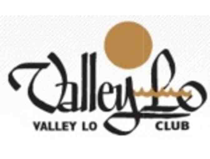 Valley Lo Club: A Day at the Beach!