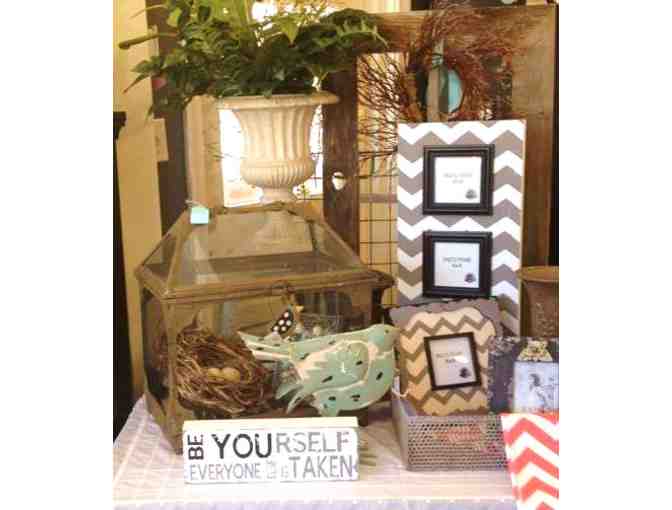 $25 Gift Certificate to Forget Me Knot Flowers & Gifts!