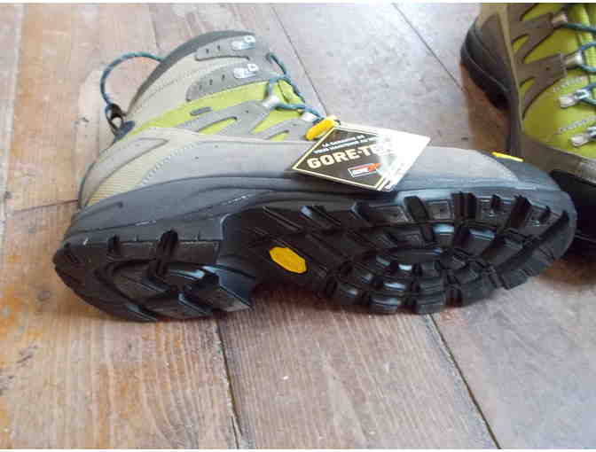Asolo Neutron Gore-TexA? Hiking Boots - Men's Size 12 from Red Moon Lodge B&B!