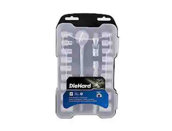 Clark's Carquest Auto Parts - 21 Piece Diehard Ratchet Socket Set 3/8" - Photo 1